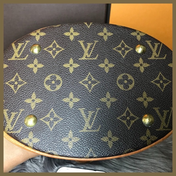 ❌Sold!!Authentic Louis Vuitton Bucket Pm - Picture 10 of 13